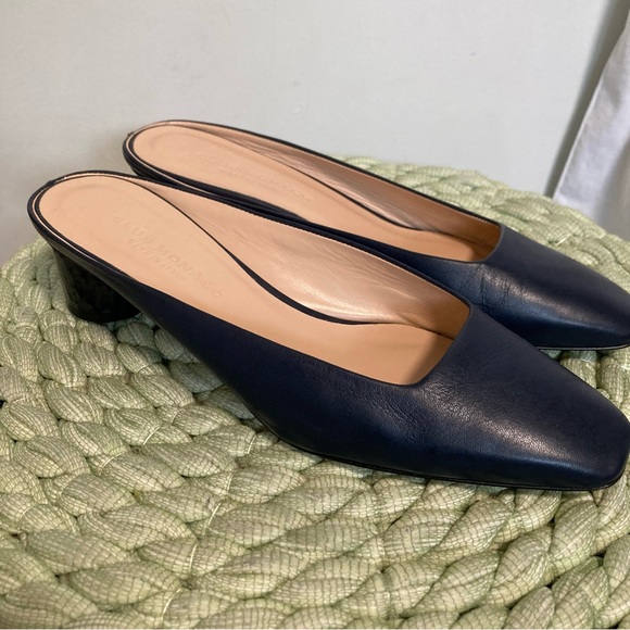 Club Monaco Aveena Navy Italian Leather Square Toe Round Heel Mules - Picture 5 of 12